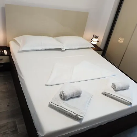 Apartament Mamaia Nord Neni Apartamento